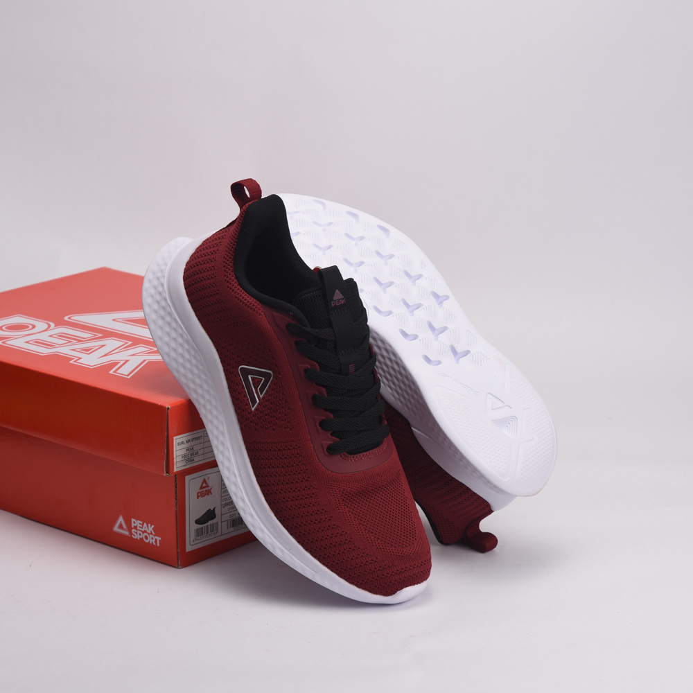 PEAK FOOTWEAR – Image 3